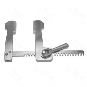 Cooley Sternal Retractor – newborn 75mm spread
